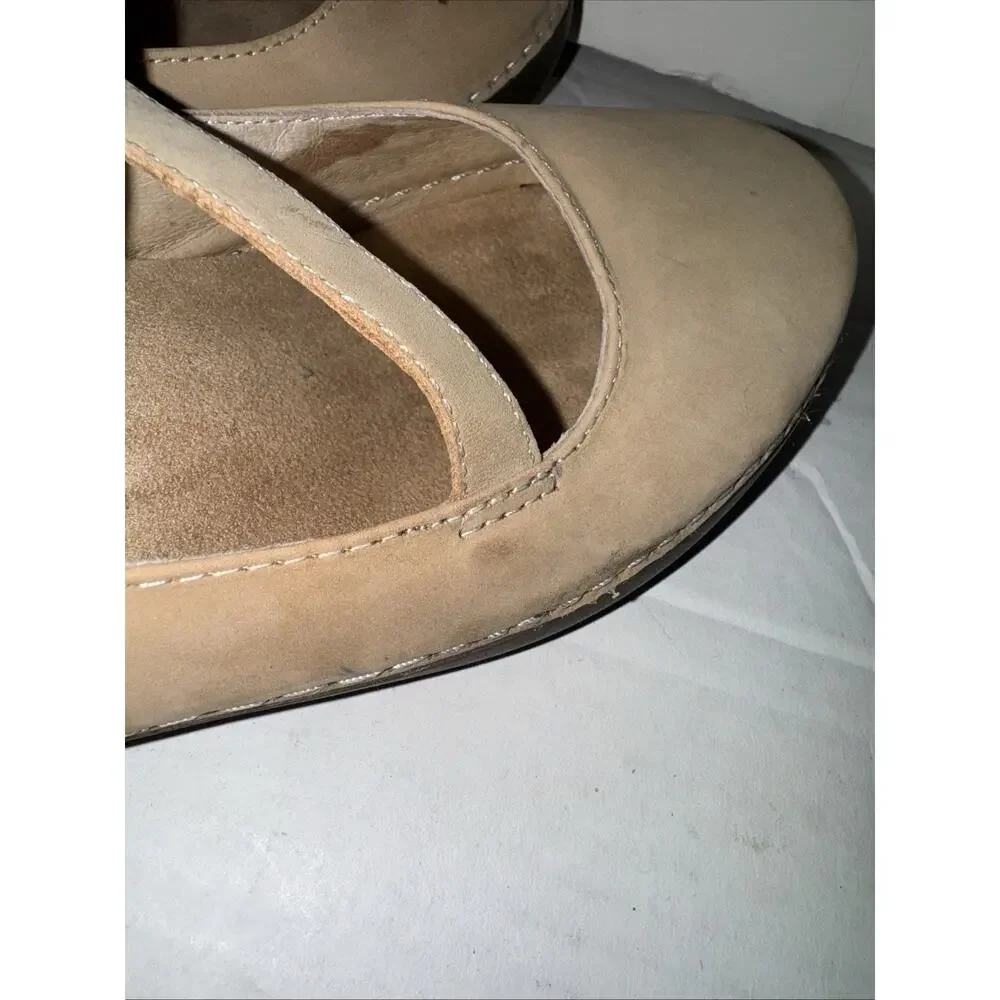 Vionic Judith Women's Beige Suede Mary Jane Flats Comfort Ortha Heel Shoes 8.5